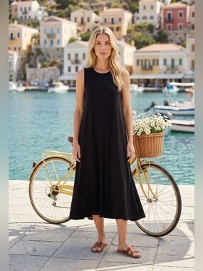 Time & Tru Black Sleeveless Midi Dress